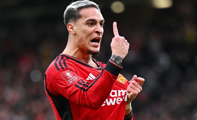 Acuerdo entre Betis y Manchester United por la cesión de Antony