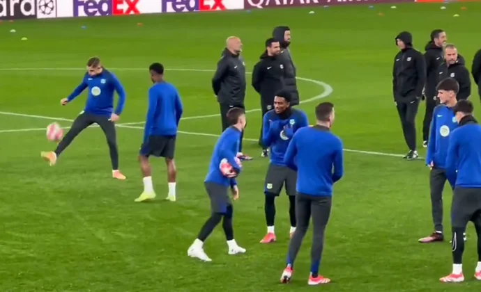 El Barcelona se ejercita en el Estadio Da Luz sin los cuatro lesionados