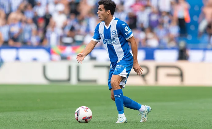 Manu Sánchez podrá jugar contra el Celta al no haber cláusula del miedo en Mendizorroza