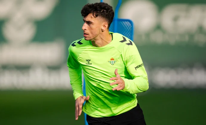 El Betis completa otra sesión sin los ochos lesionados