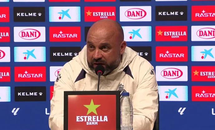 Manolo habla de Urko, Roberto Fernández, Kral, Puado, Cardona, el Sevilla y el mercado