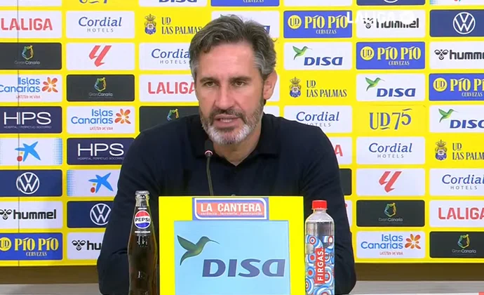 Vicente Moreno analiza el empate y la jugada polémica del VAR