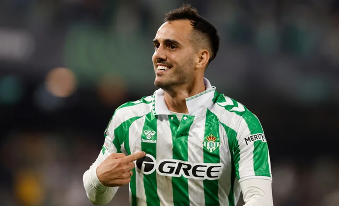 Betis y Getafe avanzan en las negociaciones por Juanmi
