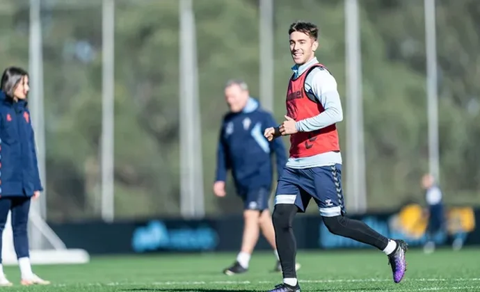 Alfon completa la sesión, Losada se incorpora y Aspas sigue al margen