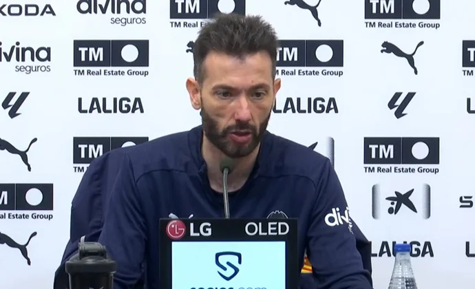 Corberán habla de Barrenechea, Hugo Duro, Rafa Mir, Valera, Dani Gómez y el mercado