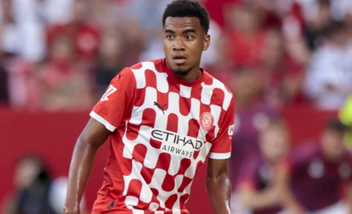 Valladolid y Girona negocian la cesión de Jhon Solís