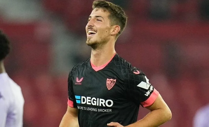 El Sevilla negocia el traspaso de Pedro Ortiz al Córdoba