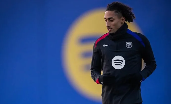 Raphinha no completa la sesión por un resfriado, aunque en principio no preocupa