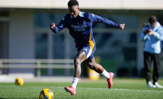 Camavinga sigue al margen y no llega a tiempo para el partido de Cornellà