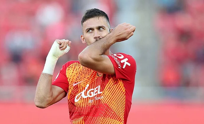 El Mallorca recibe una oferta del Como por José Manuel Copete