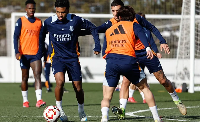 Mbappe, Bellingham, Courtois, Camavinga y Rudiger trabajan al margen en la vuelta al trabajo