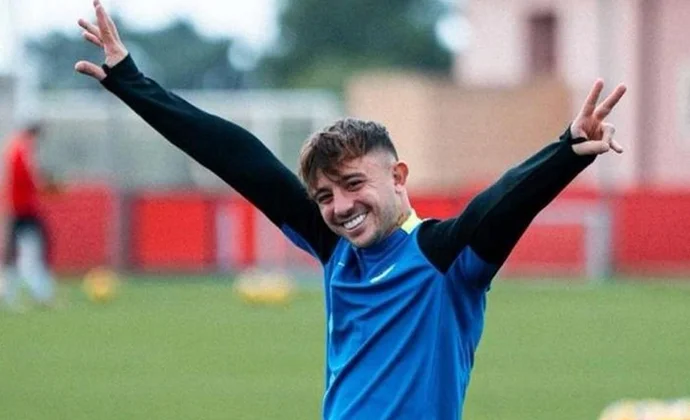 Maffeo se incorpora al grupo. Lato, Antonio y Morlanes, al margen