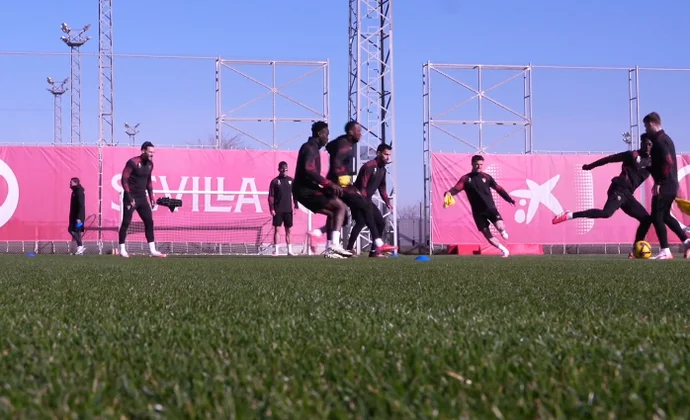 Pedrosa vuelve al grupo y deja a Nianzou solo en la enfermería