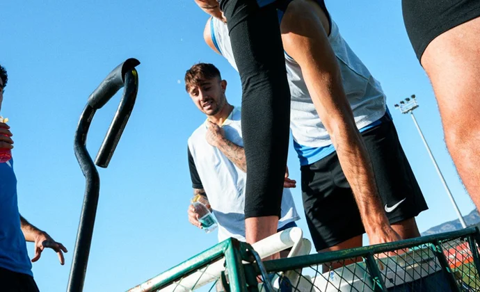 Maffeo repite con el grupo por segundo día consecutivo y Antonio ya toca balón