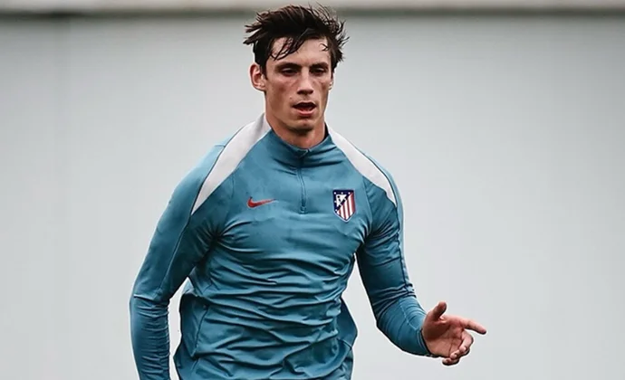 Simeone prueba once con Llorente y Le Normand, mientras que Azpilicueta trabaja al margen