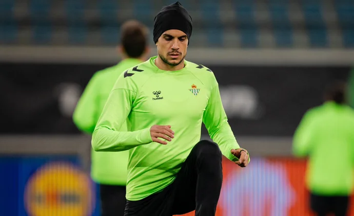 El Betis se ejercita en Bélgica sin los cuatro lesionados ni Cucho