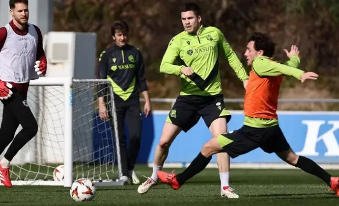 Zubeldia repite con el grupo, pero Ahien apunta a baja contra el Midtjylland