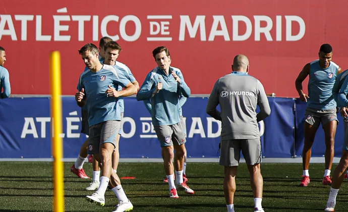 El Atlético retoma los entrenamientos con la enfermería vacía