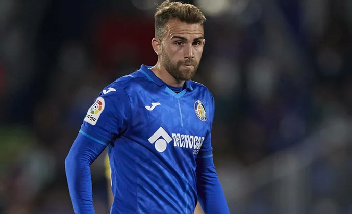 A Borja Mayoral se le abre por fin una puerta al once
