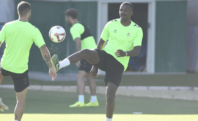 Carvalho inicia su incorporación al grupo y Jesús vuelve a entrenar