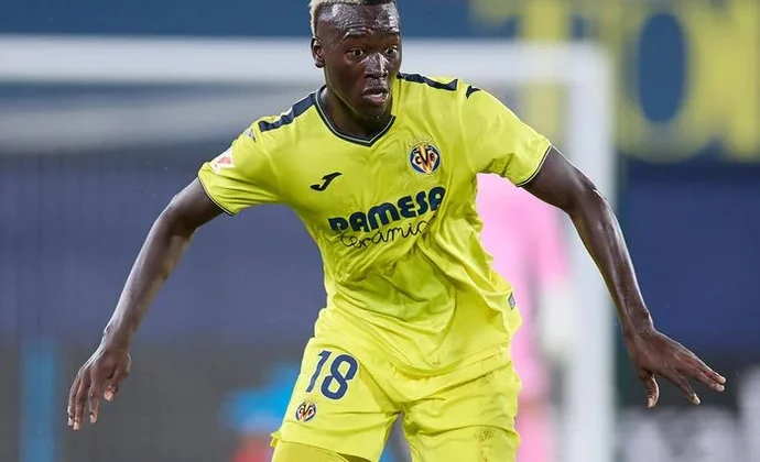 Pape Gueye empieza la semana con molestias