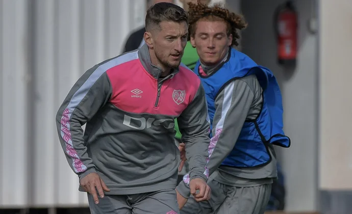 El Rayo retoma los entrenamientos con Camello, Unai López y RDT al margen