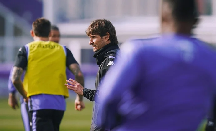 Cenk, Cömert, Raúl Moro y Javi Sánchez completan la primera sesión dirigida por Rubio