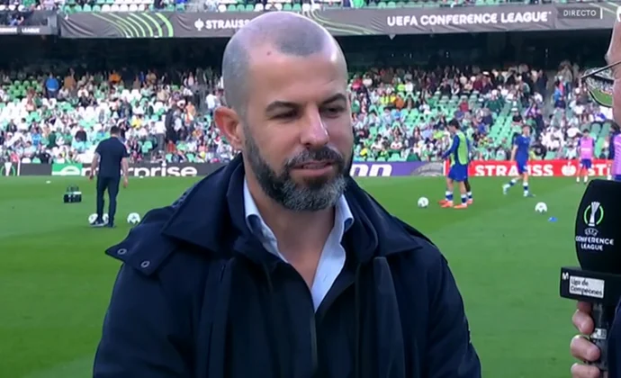 Manu Fajardo habló claro de Jesús, Bakambu, Vitor Roque y Antony