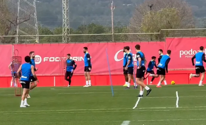 Samu Costa completa la sesión y Morlanes hace una parte