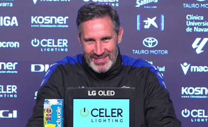 Vicente Moreno, sobre las bajas de Areso y Oroz, sus sustitutos, el cambio de sistema, Bryan y la competencia Bretones-Juan Cruz