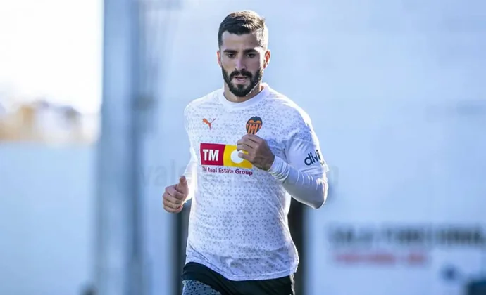 Gayà vuelve al grupo y Thierry es la única baja