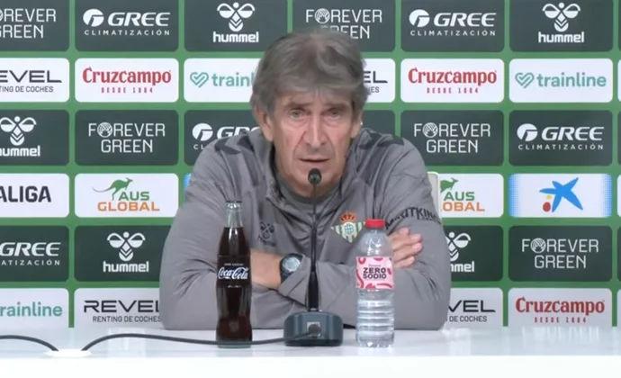 Pellegrini habla de Abde, Bakambu, Vitor Roque, Ortiz, Fornals, Bellerín, Carvalho, Marc Roca, Lo Celso, el Getafe y el Vitoria Guimaraes