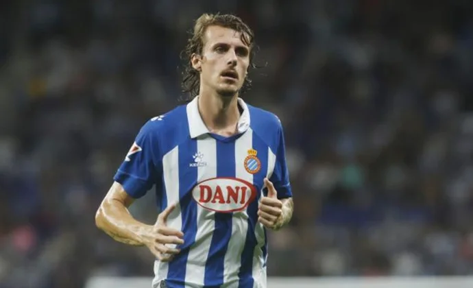 El Espanyol medita pagar la cláusula del miedo para que Romero pueda jugar en Villarreal