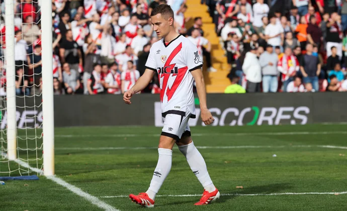 El Rayo recurre la tarjeta roja que Jorge de Frutos vio ante el Villarreal