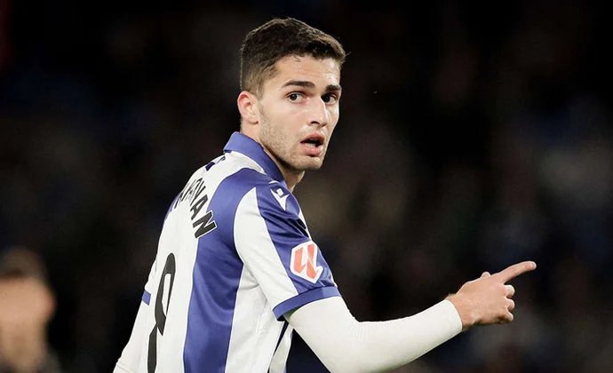 Parte médico oficial de Arsen Zakharyan: Lesión en el recto femoral