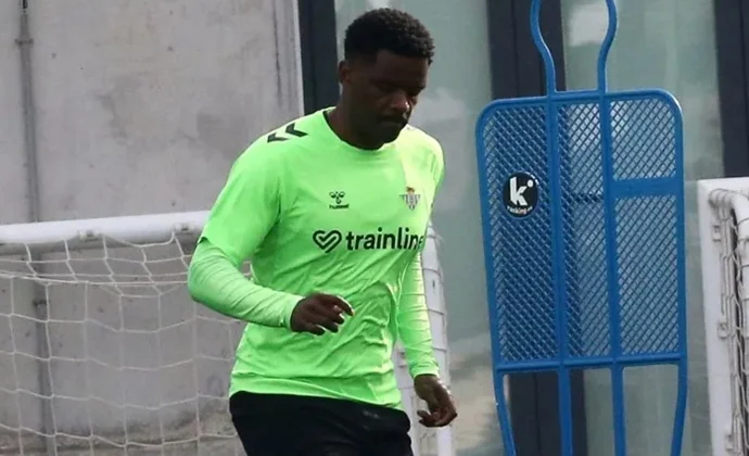 Carvalho necesita un par de semanas más para volver a una convocatoria