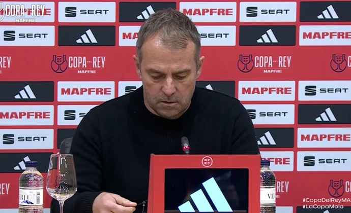 Flick analiza las diferentes fases del partido y cita a Cubarsí, Balde, Íñigo, Pedri, De Jong, Raphinha, Yamal, Lewandowski y Ferran