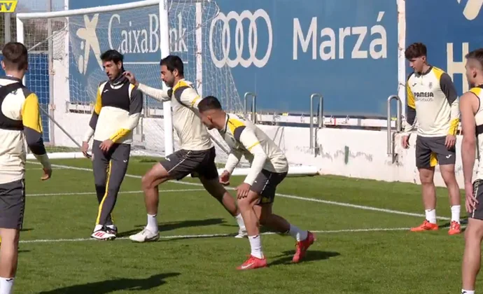 Femenia repite con el grupo y Pedraza entrena con normalidad tras la gestión de cargas