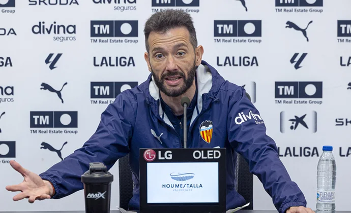 Corberán, sobre Diakhaby, Aarons, Almeida, Iván Jaime y los sistemas