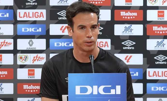 Íñigo Pérez explica cómo llega el equipo y habla de Unai López, Eto'o, Balliu, De Frutos, el sistema, el Sevilla y el objetivo europeo