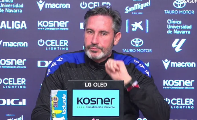 Vicente Moreno pone en duda la titularidad de Oroz y habla de Areso, las dudas en defensa y el Valencia