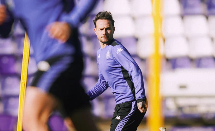 Iván Sánchez llama a la puerta de la titularidad a gritos