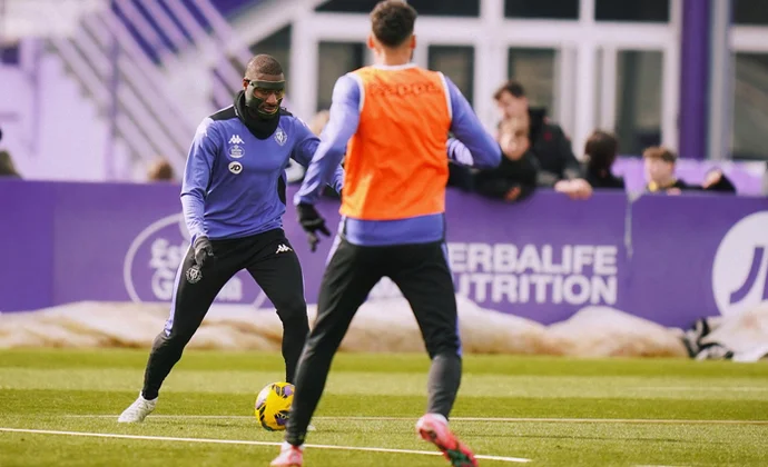 Grillitsch, Raúl Moro, Aidoo y Ferreira empiezan la semana al margen del grupo