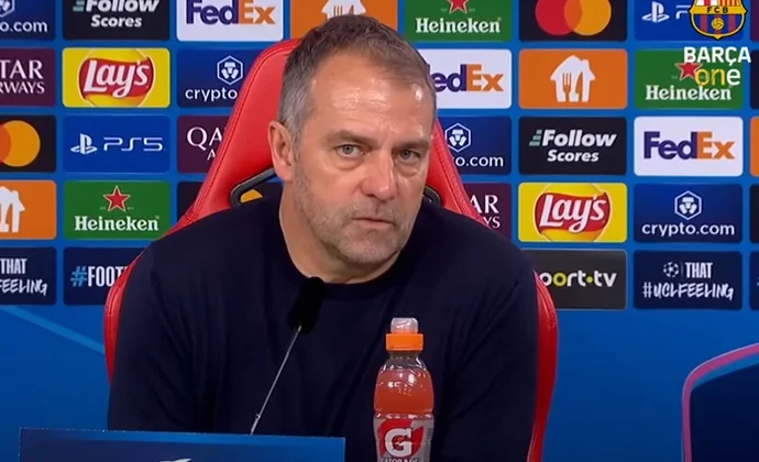 Flick celebra el triunfo, elogia a Szczesny y habla de Cubarsí y Olmo