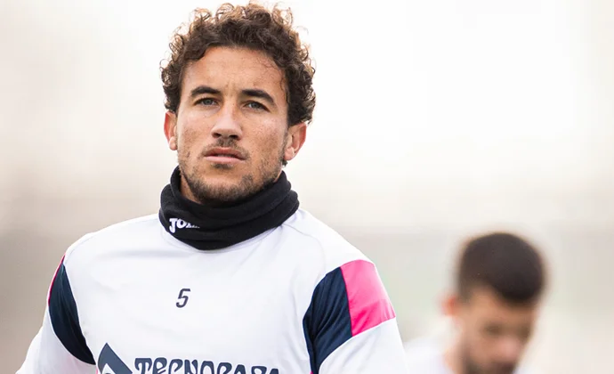 Omar Alderete no aparece en los primeros entrenamientos de la semana