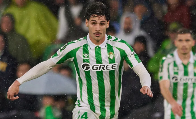 Cardoso y Bakambu fueron sustituidos por calambres contra el Vitória Guimaraes