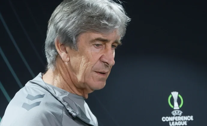 Los noventa minutos de Bartra, Isco y Antony ante el Vitória elevan la incertidumbre