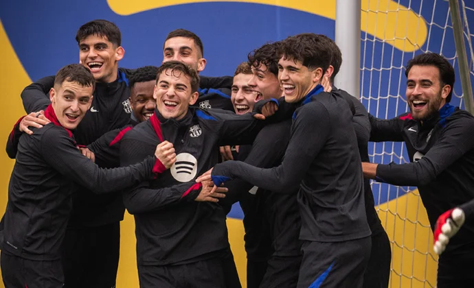 El once que ha probado Flick en el entrenamiento del viernes y que genera dudas