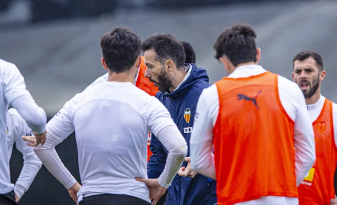 Hugo Duro y Thierry, únicas bajas antes de recibir al Valladolid