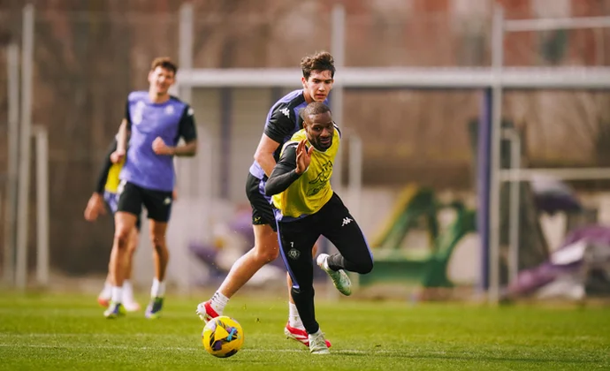 Raúl Moro, Grillitch y Ferreira completan la sesión y Aidoo es la única baja